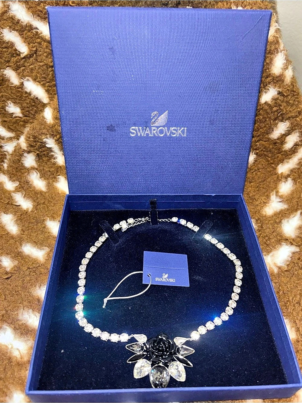 Swarovski Seta Necklace Crystal Pendant Necklace